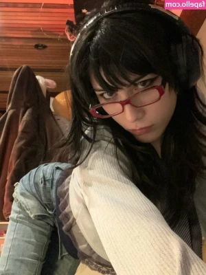 bunnybananyas - What's your favourite colour on me? tip $10 for a special surprise
