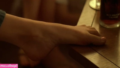 Kirsten Dunst [ kirsten-dunst ] - Anyone thirsty
