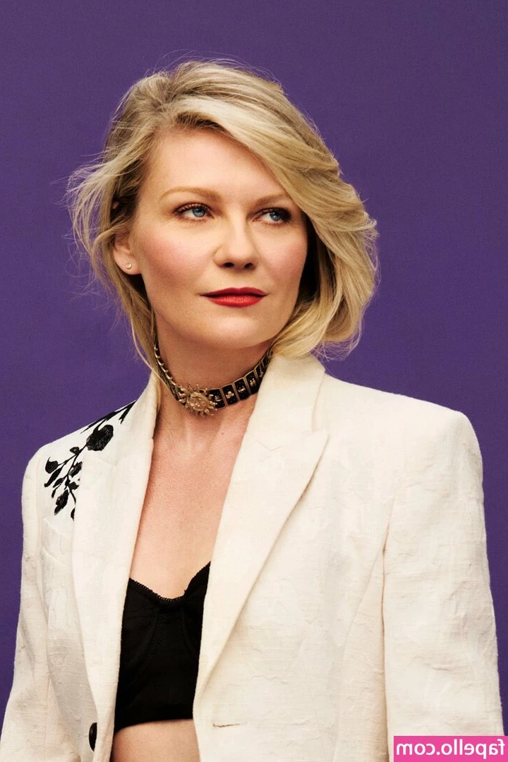 Kirsten Dunst [ kirsten-dunst ] - New guy online who wants some