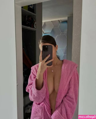 Camilla - A few shots from my morning yoga