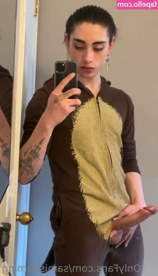 samisburning - Would you like to see a photo shoot with another girl? 😏  Maybe