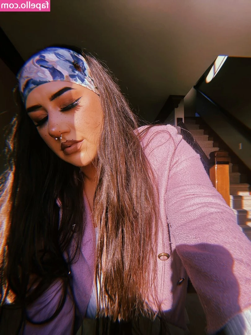 Hannah Rine [ hannah-rine ] - Hey babes!  I wanted to update everyone on a few changes I will be
