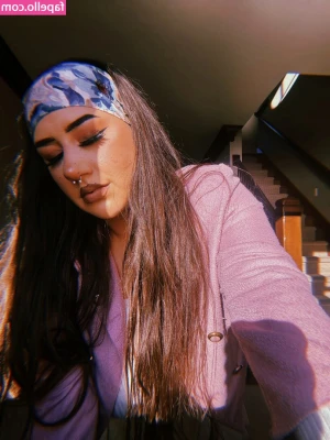 Hannah Rine [ hannah-rine ] - Hey babes!  I wanted to update everyone on a few changes I will be