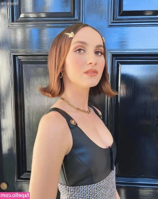 Maude Apatow [ maude-apatow ] - Sweetest of nightmares