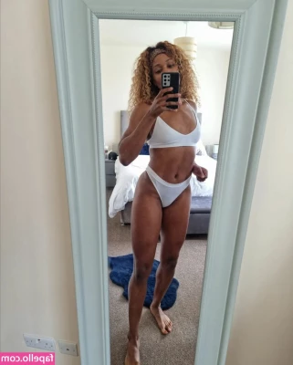 New UK Gladiators [ new-uk-gladiators ] - Suck my my big stinky feet
