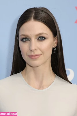 Melissa Benoist [ melissa-benoist ] - Always frisky in the forest    Sid and Lucy xx