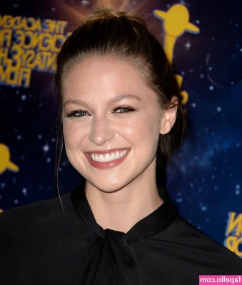 Melissa Benoist [ melissa-benoist ] - Tittys any one   Dm me I wanna show you some love