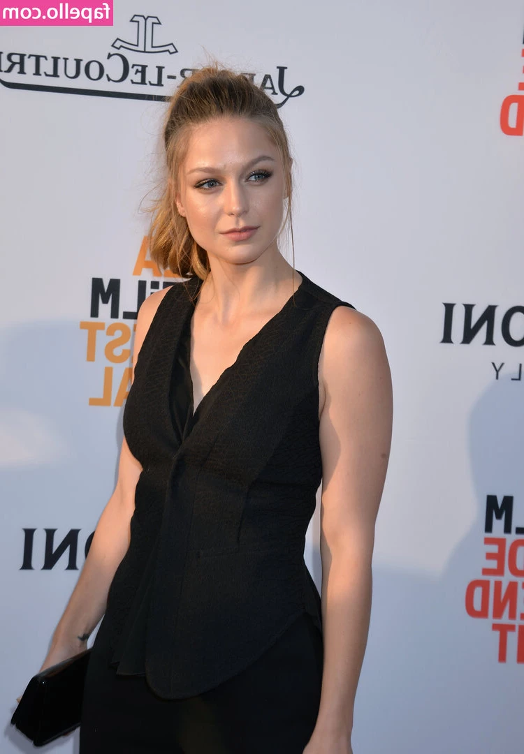Melissa Benoist [ melissa-benoist ] - Holy hole