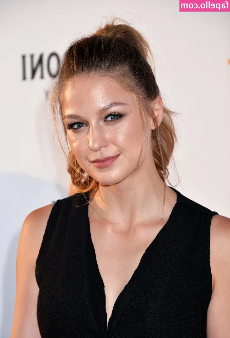Melissa Benoist [ melissa-benoist ] - I get so horny when I cam  I know you wanna start at my toes and part 1