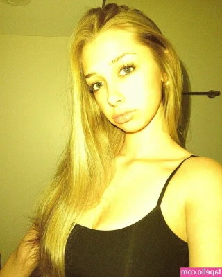 sofyaplotnikova - Wet, white underwear = fu*king horny me 😈😈😈💦🍆 I guess