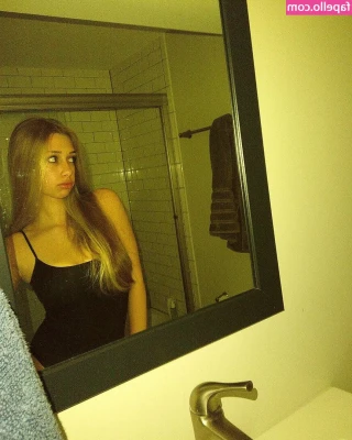 sofyaplotnikova - Try not to kiss your screen! 💋 👅