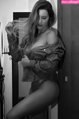 Lucila Vit [ lucila-vit ] - My tits are the perfect size for your cock