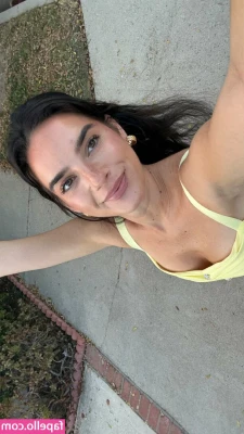 Natalie Mariduena [ natalie-mariduena ] - dropped something.... ;)😛 NEW VIDEO LOADING IN YOUR DMS
