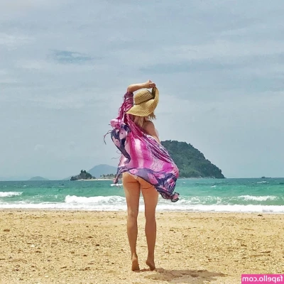 Katheryn Winnick [ katheryn-winnick ] - Smoking hot. 😈