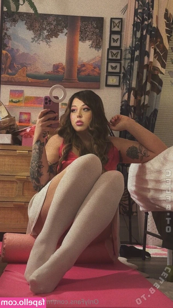 Goddess_sleepy [ goddess-sleepy ] - Something really hot in your in inbox tonight 🤤💕👅 @sheena_aw