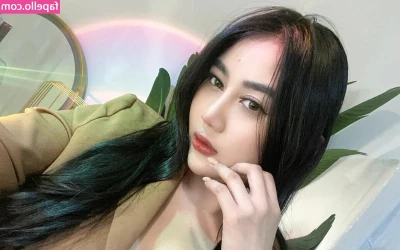 pamelasafitri - How about you bend me over in the kitchen right here daddy and tell