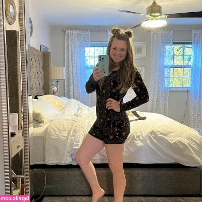 Heather Savagemomlife [ heather-savagemomlife ] - Rip my panties off 🥵