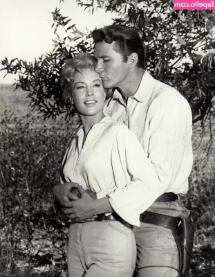 Barbara Eden [ barbara-eden ] - คล ปใหม ล าส ดประจำเด อนม