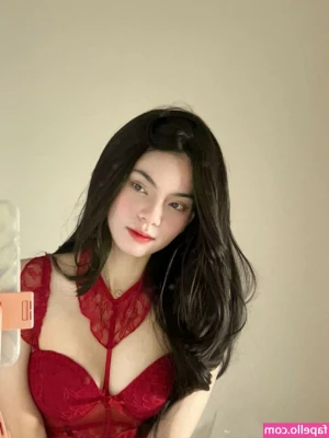 Niken Andalusi [ niken-andalusi ] - Feeling in the mood? Dm and let's get nasty, babe. Cum play with me