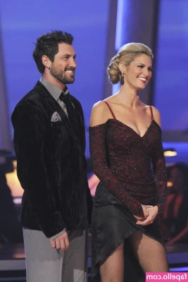Erin Andrews [ erin-andrews ] - I love getting surprise mail