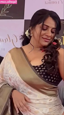 Anna Reshma [ anna-reshma ] - HAPPY FREAKY FRIDAY🖤 CUM get freaky with me what are you waiting