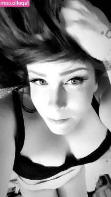 Josie The Fiend [ josie-the-fiend ] - From the pool the other day…. But the video version 😜
