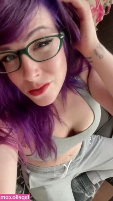 Josie The Fiend [ josie-the-fiend ] - How about some booty to end this horrible year? =3
