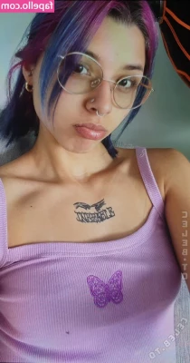willow.xoxo [ willow-xoxo-3 ] - I feel so confident in cupless lingerie