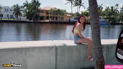 Scarlett Rose [ scarlett-rose-1 ] - Uff deli   Bonita tarde