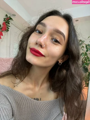 My_lou [ my-lou ] - Been travelling heaps and got a bit sick From it all! back in the