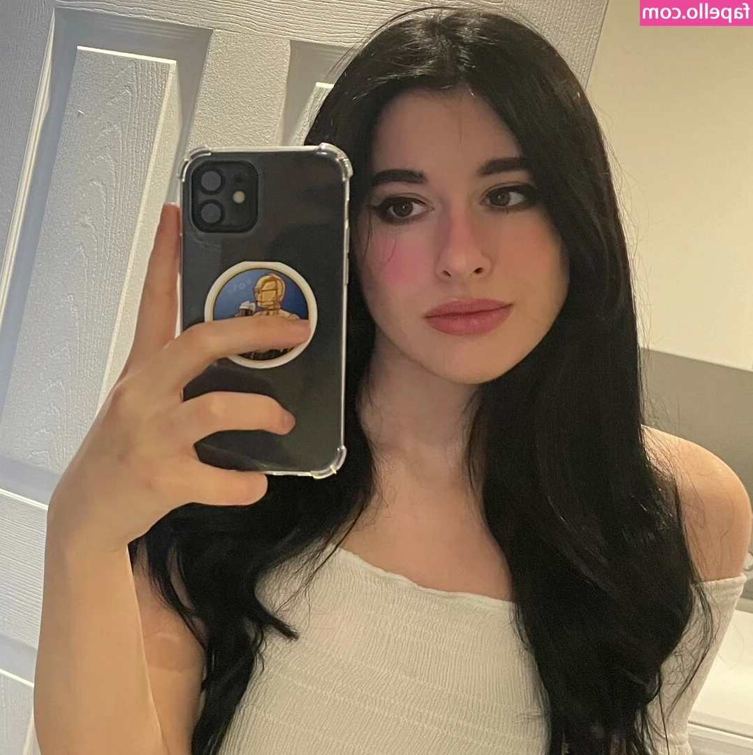kristanovva - I dream of taking a photo with my tiny clit in front of a real big