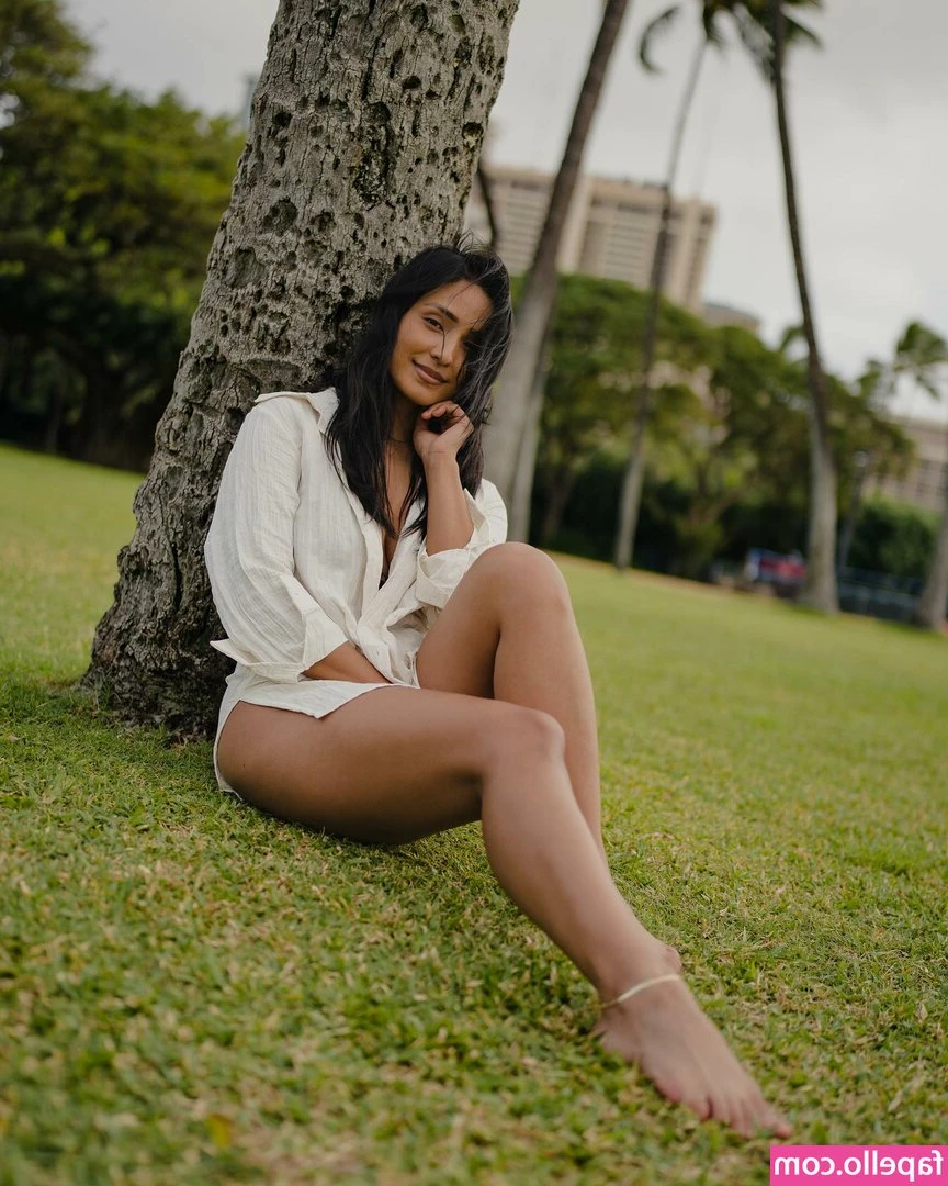 Emily Alabi [ emily-alabi ] - Hello there~
