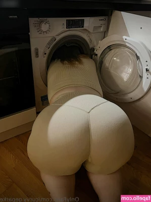 Geparrke - Without my mask but still sexy in my black fishnet aren t I   Want