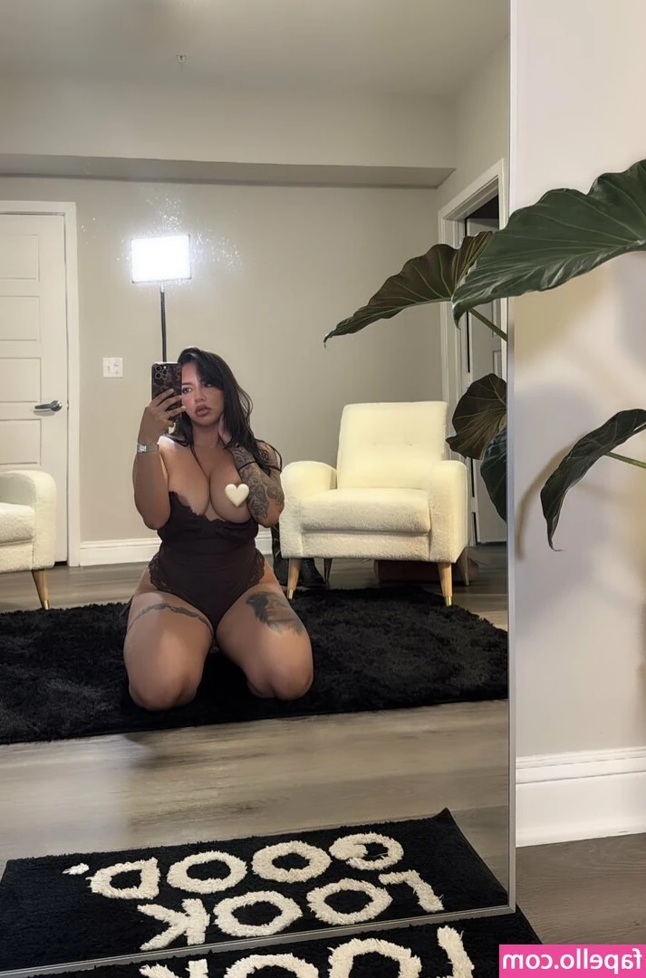 ur.fav.xxrtd.duo [ ur-fav-xxrtd-duo-1 ] - I need to download Skype so I can do private shows I think. Who's