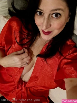 u165227300 - Add all my socials   just posted on my page