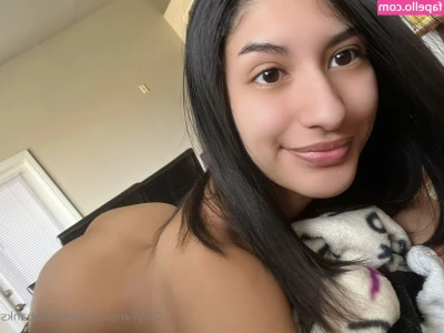 medusabanks - it s humpday  which means it is time for you to get behind me and
