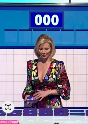Rachel Riley [ rachel-riley ] - Ready to be played with. 😈💋