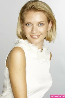 Rachel Riley [ rachel-riley ] - Send initial tribute Gooner  I want to have some fun