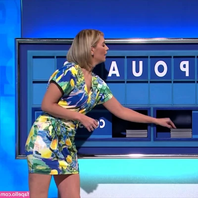 Rachel Riley [ rachel-riley ] - ugh nothing feels better than fucking my pussy and using a hitachi at