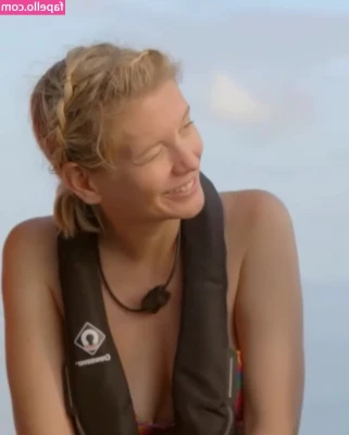 Rachel Riley [ rachel-riley ] - What a night  Who doesn t like hooping in a foam party at a nudist