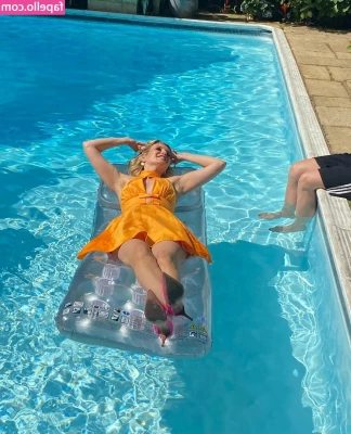 Rachel Riley [ rachel-riley ] - New content tomorrow