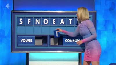 Rachel Riley [ rachel-riley ] - do you like my new nails 💅🏻