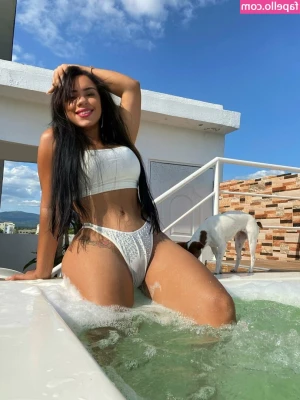karenvip - Whips and chains excite me