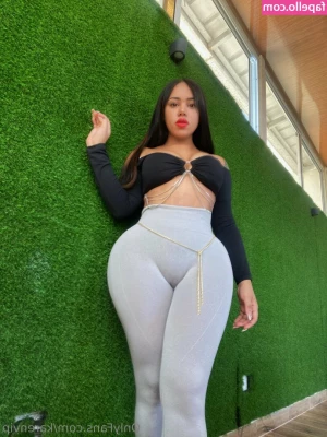 karenvip - Merry Christmas boys 😏