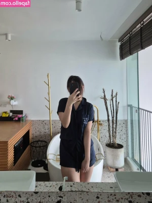 perky.mia [ perky-mia ] - Available for customs tonight! DM me your needs... prices from $2