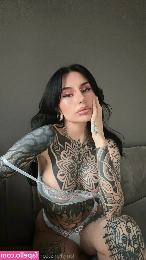 babebunniee - Nips for your lips 👄