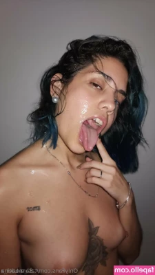 Tati_model_x [ tati-model-x ] - can i throw this ass back on you fresh out the shower 😏🚿?