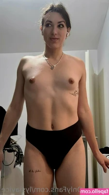 lysiavice - Let me see that hard cock 😈