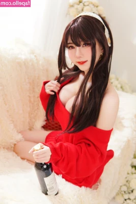 Sally Dorasnow [ sally-dorasnow ] - Welcome to my OnlyFans  My name is Bee  I m 20 years old  I ll be