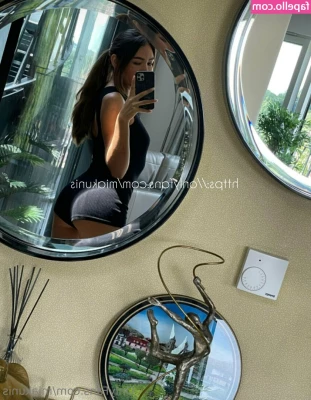 miakunis [ miakunis-2 ] - Are you excited by my body, would you like to try my cock? 💞